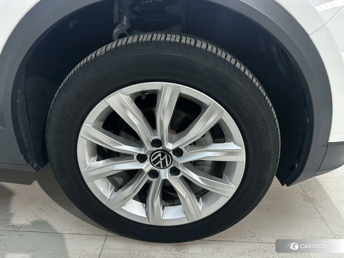 Volkswagen T-Roc id 4504683 из Китая 20