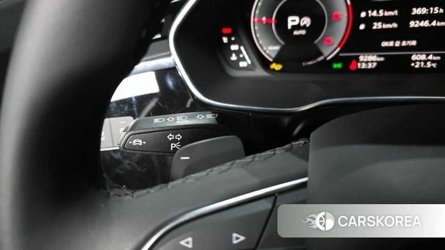 Audi Q3 (F3) id 4354076 из Кореи 20