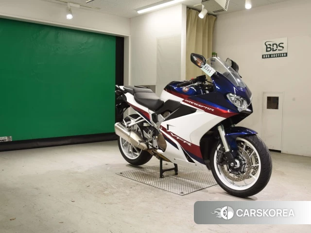 Проданный Honda VFR800F id 4184753 из Японии, фото 20