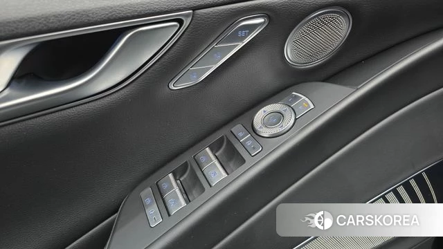 Genesis Electrified G80 (RG3) id 4469015 из Кореи 20