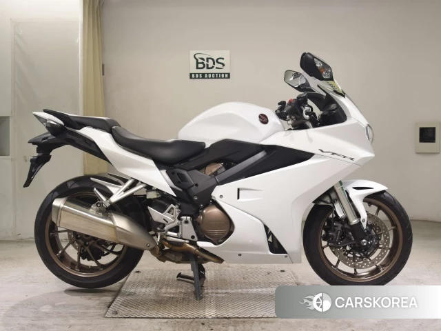 Honda VFR800F id 3947895 из Японии 20