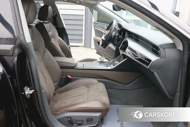 Audi A7L id 4298106 из Китая 20