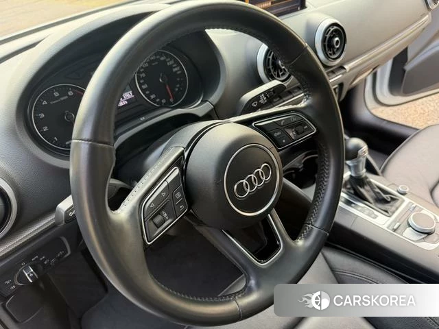 Audi A3 id 3896253 из Китая 20