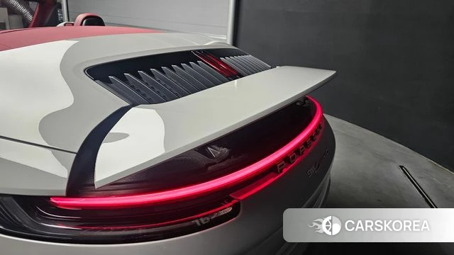 Porsche 911(992) id 4676838 из Кореи 20
