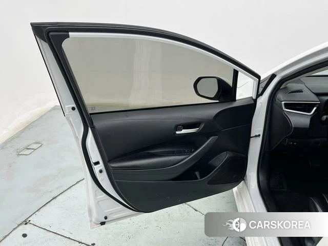 Toyota Corolla id 4348978 из Китая 20