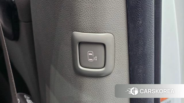 Kia All New Carnival id 4596504 из Кореи 20