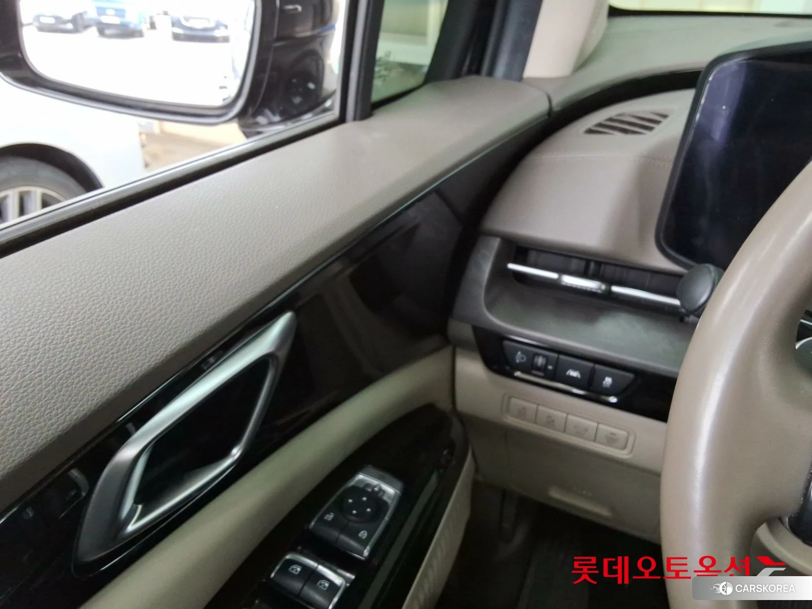 Kia Carnival id 3888387 из Кореи 20