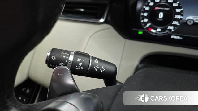 Land Rover Range Rover Velar id 4424916 из Кореи 20