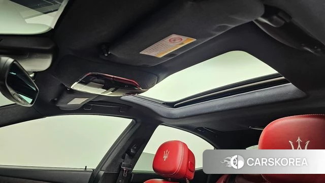 Maserati Ghibli id 4672387 из Кореи 20