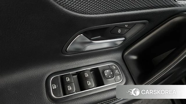 Mercedes-Benz A-Class W177 id 4625768 из Кореи 20
