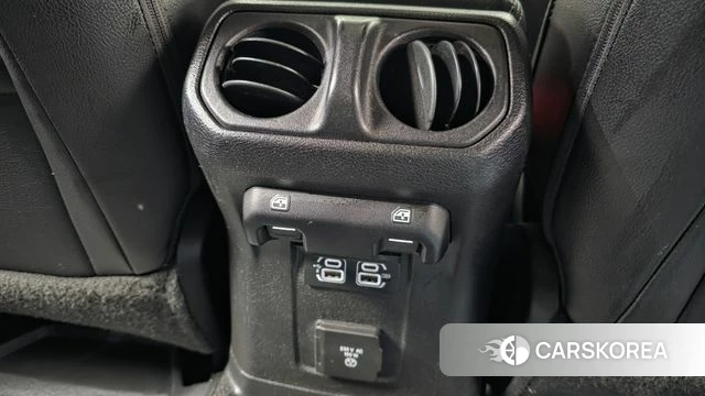 Jeep Wrangler (JL) id 4310485 из Кореи 20
