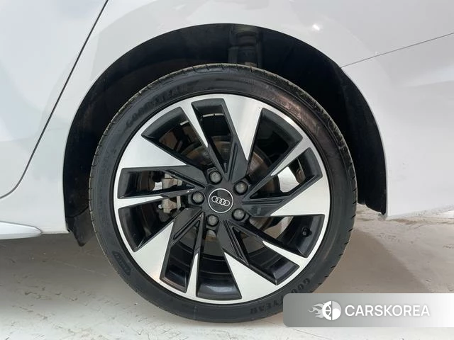 Audi A3 id 4359075 из Китая 20