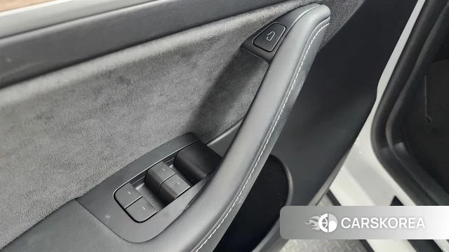 Tesla Model Y id 4863223 из Кореи 20