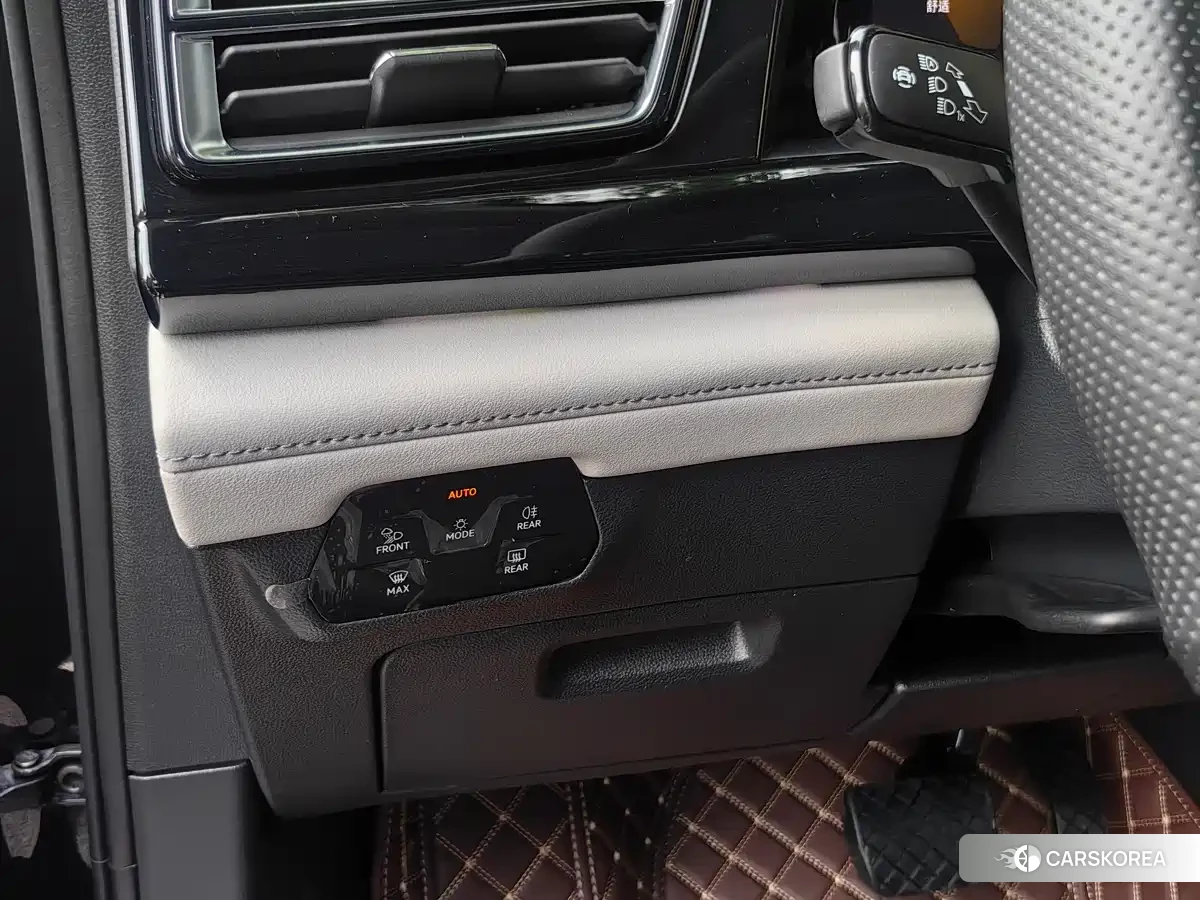 Volkswagen Touareg id 4634851 из Китая 20