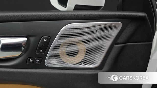 Volvo XC60 second Generation id 4363146 из Кореи 20