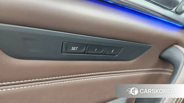 BMW 5 Series (G30) id 4620571 из Кореи 20