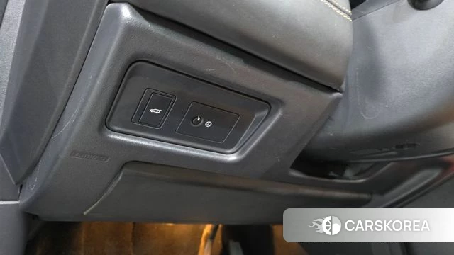 Land Rover Discovery Sports id 4751261 из Кореи 20