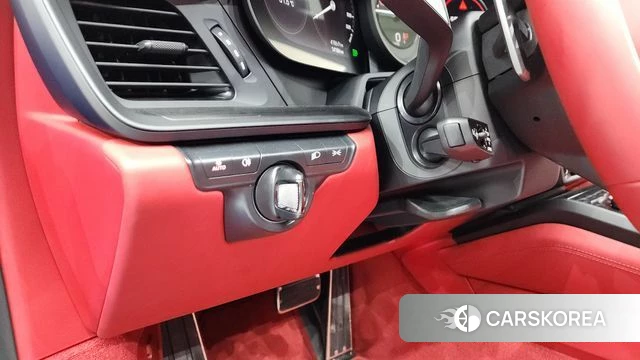 Porsche 911(992) id 4555385 из Кореи 20