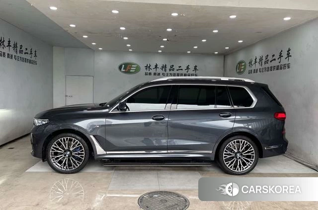 BMW X7 id 4274619 из Китая 20