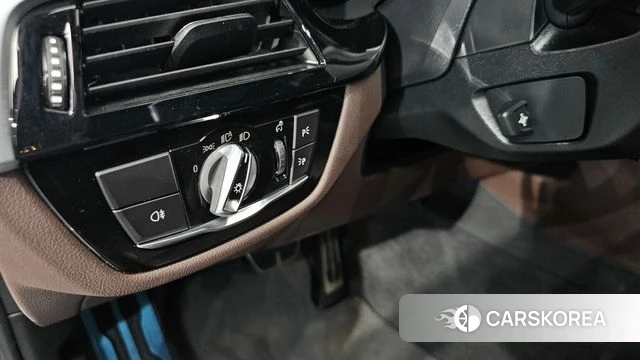BMW 5 Series (G30) id 4556466 из Кореи 20