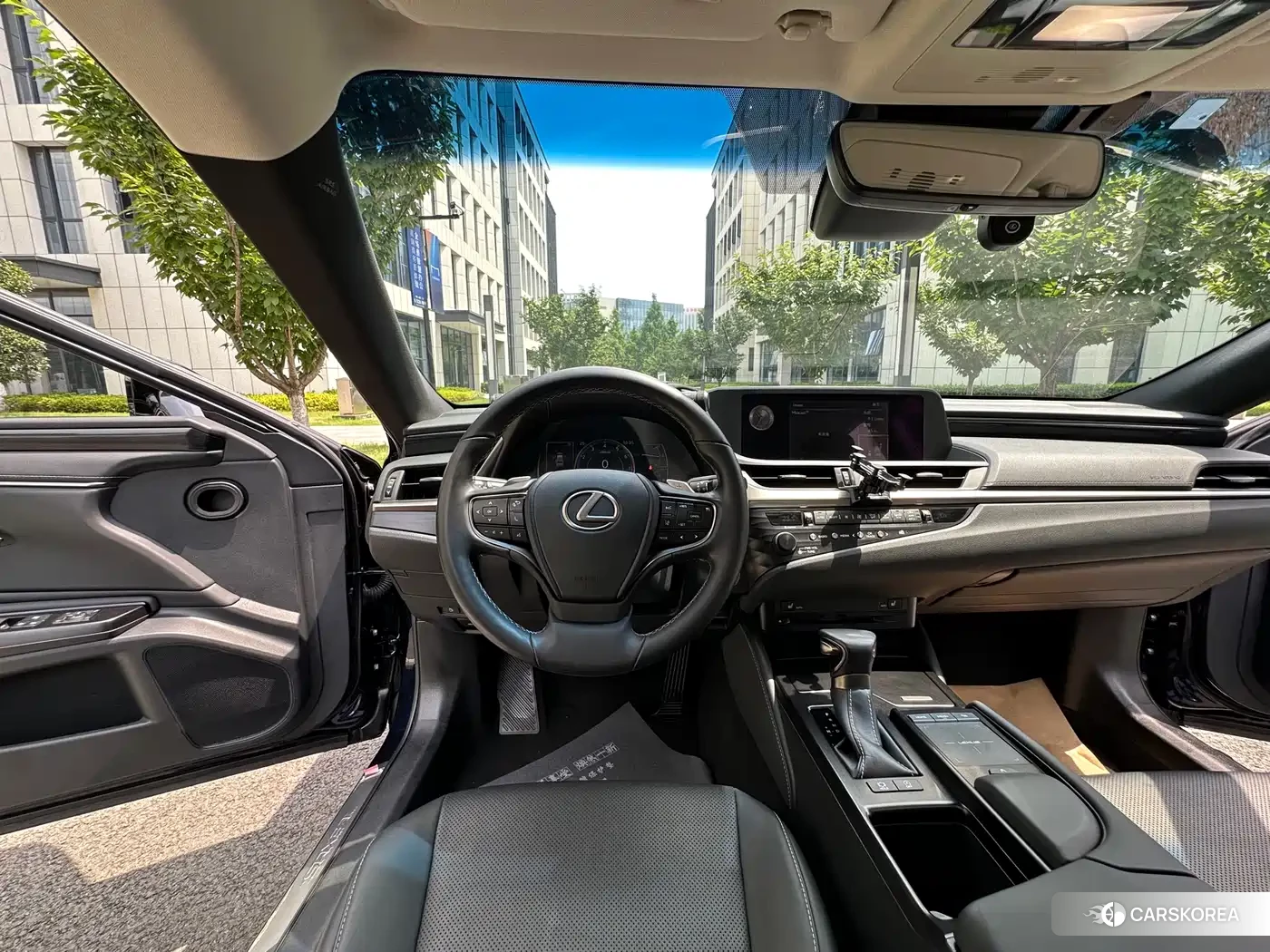 Lexus ES id 4554063 из Китая 20