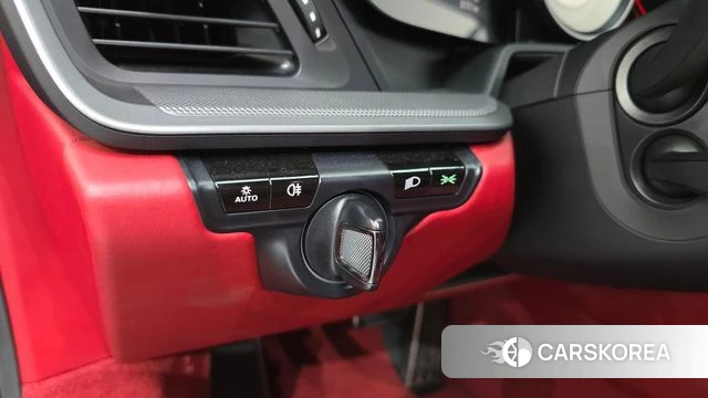 Porsche 911(992) id 4495812 из Кореи 20