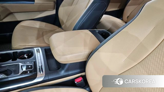 Kia Carnival 4th generation id 4231613 из Кореи 20