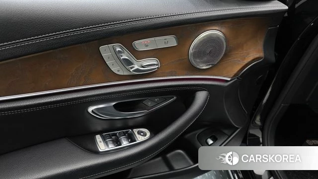 Mercedes-Benz E-Class W213 id 4397355 из Кореи 20