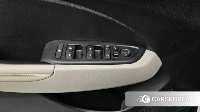 Hyundai Venue id 4387784 из Кореи 20