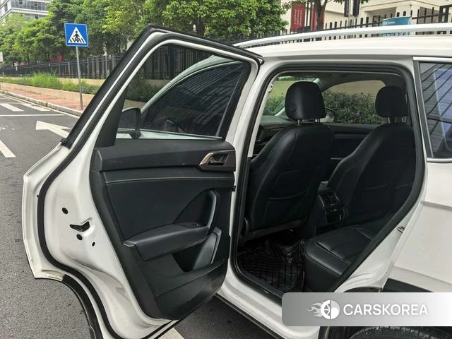 Volkswagen Tuyue id 4290603 из Китая 20