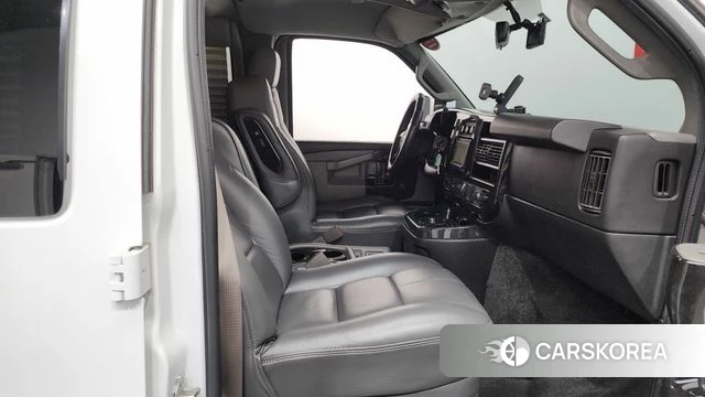 Chevrolet Express Van id 4520813 из Кореи 20