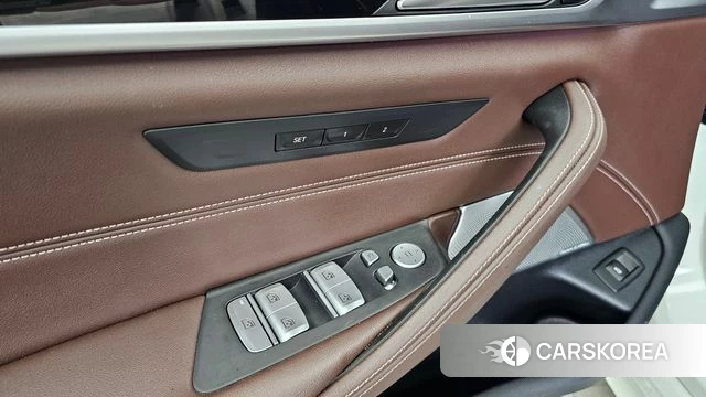BMW 5 Series (G30) id 4759194 из Кореи 20