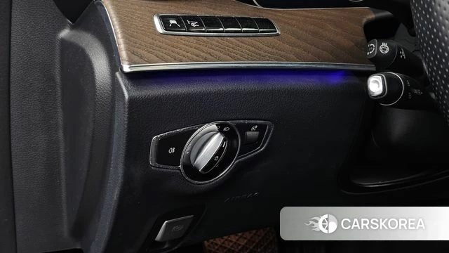 Mercedes-Benz E-Class W213 id 4471729 из Кореи 20