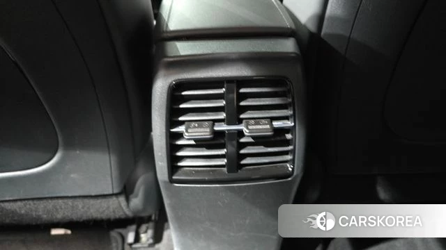 Kia Di Ol Nu Niro id 4561628 из Кореи 20
