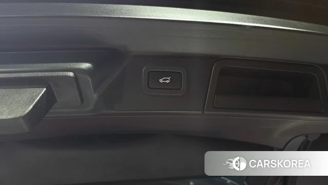 Land Rover Range Rover Velar id 4728284 из Кореи 20