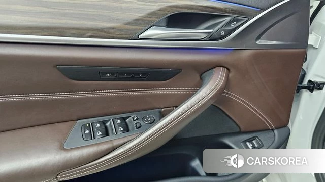 BMW 5 Series (G30) id 4483294 из Кореи 20