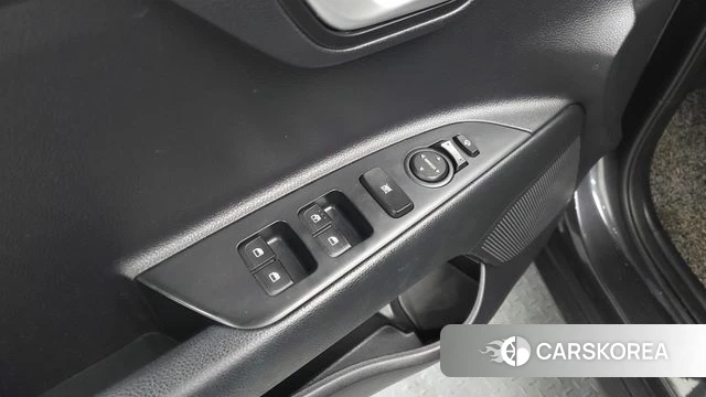Kia Stonic id 4873388 из Кореи 20
