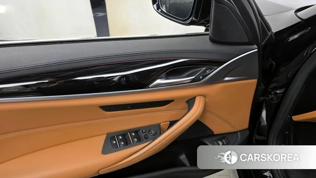 BMW 5 Series (G30) id 4203448 из Кореи 20