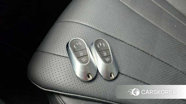 Mercedes-Benz E-Class W214 id 4725199 из Кореи 20