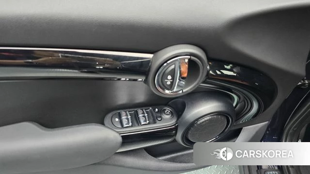 Mini Cooper S id 4768293 из Кореи 20