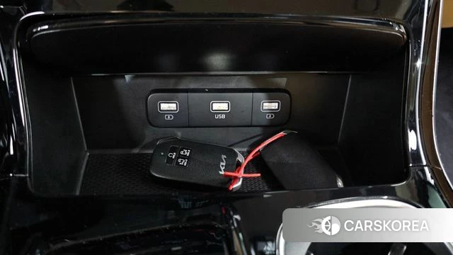 Kia Carnival 4th generation id 4422606 из Кореи 20