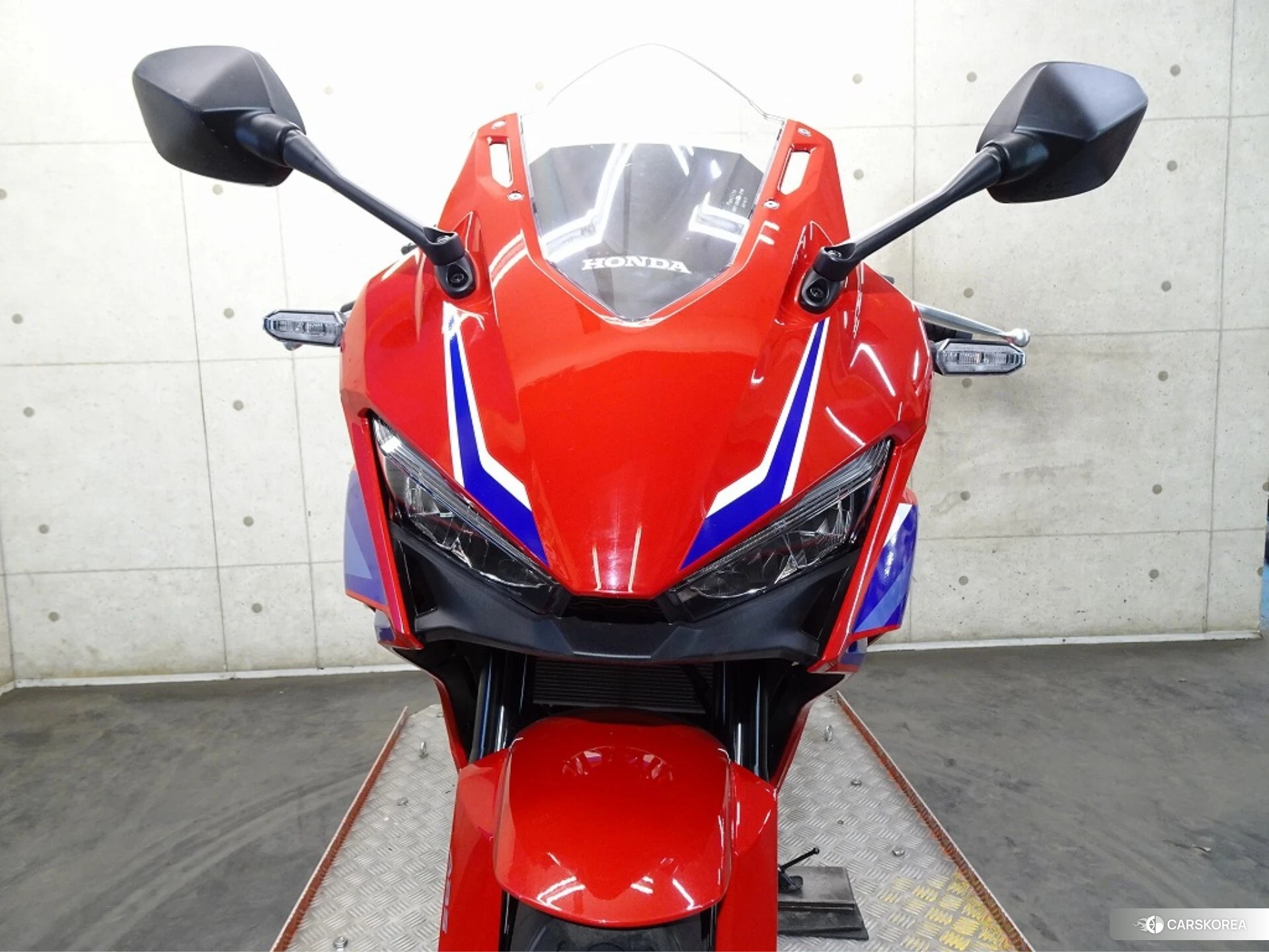 Проданный Honda CBR400R id 4184856 из Японии, фото 20