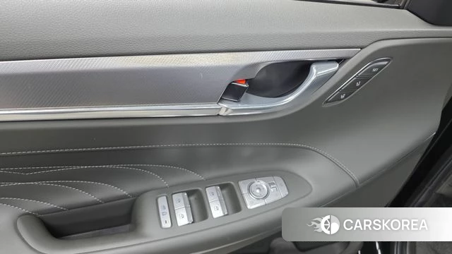 Hyundai The New Grandeur IG Hybrid id 4434909 из Кореи 20