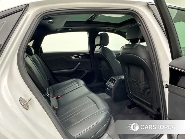 Audi A4L id 3857979 из Китая 20