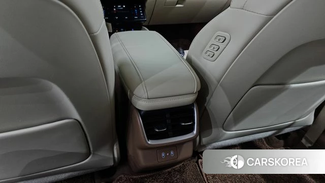 Hyundai Grandeur (GN7) id 4243768 из Кореи 20