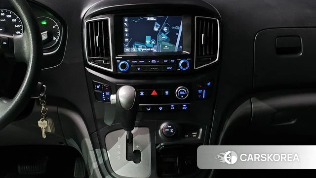Hyundai The New Grand Starex id 4943954 из Кореи 20