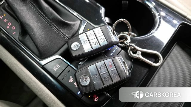 Kia The New Carnival id 4197237 из Кореи 20