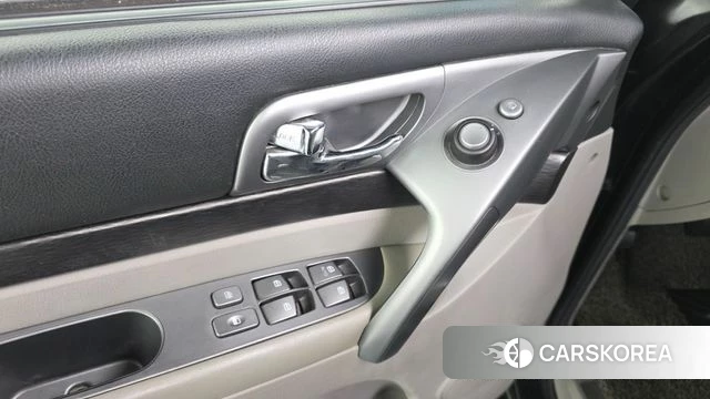 Ssangyong Korando Turismo id 4310938 из Кореи 20