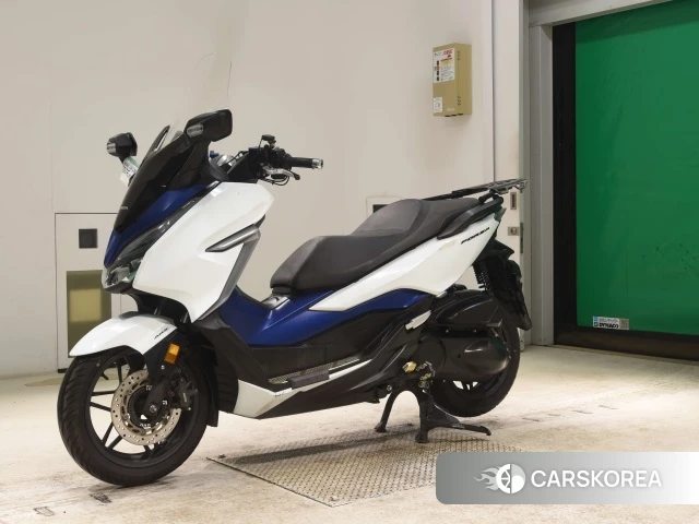 Honda FORZA id 4193837 из Японии 20