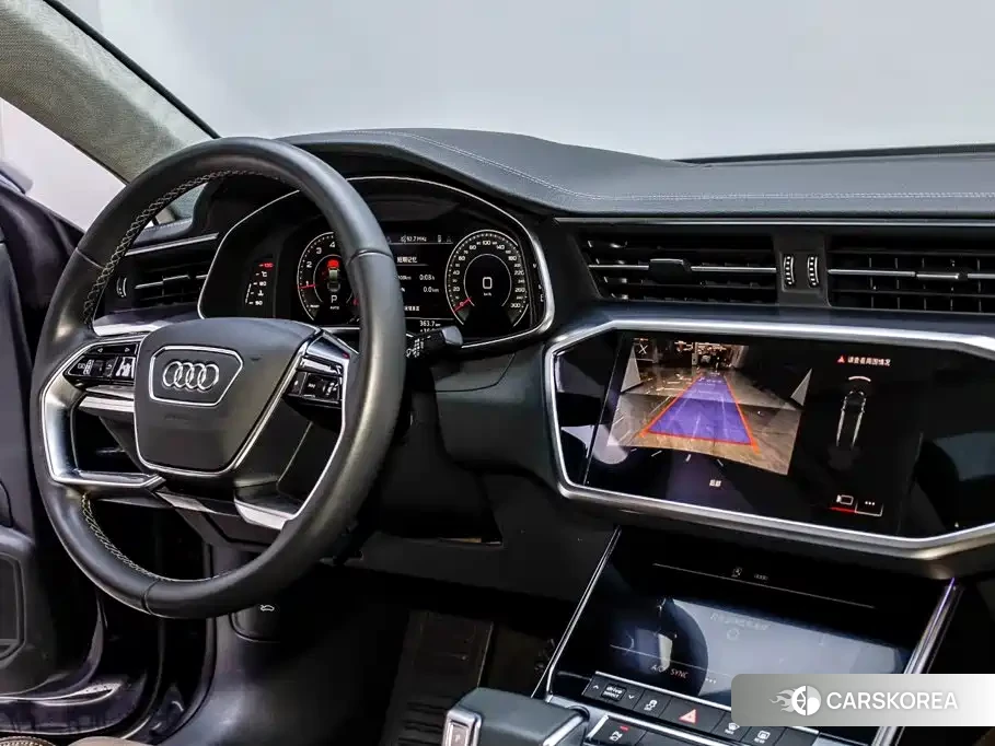 Audi A7L id 4649382 из Китая 20